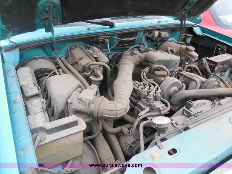 image for item I1267 1994 Ford Ranger XLT pickup truck