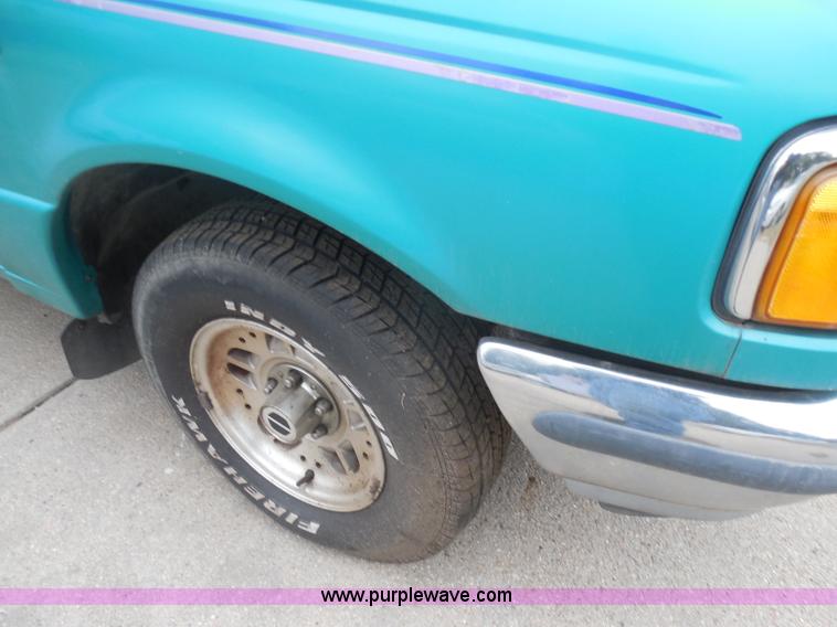 image for item I1267 1994 Ford Ranger XLT pickup truck