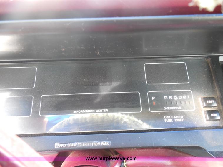 image for item I1268 1991 Oldsmobile Ninety Eight Regency Elite