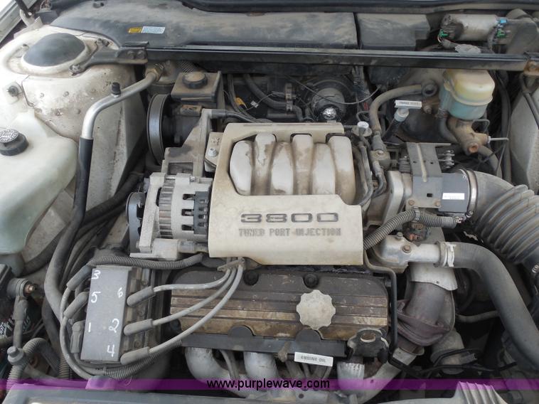 image for item I1268 1991 Oldsmobile Ninety Eight Regency Elite