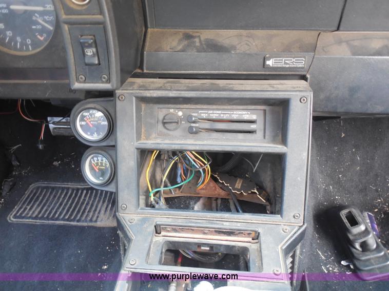 image for item I1269 1984 Chevrolet Camaro