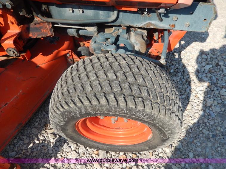 image for item I4364 Kubota B1550 tractor