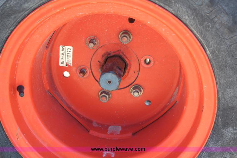 image for item I4364 Kubota B1550 tractor