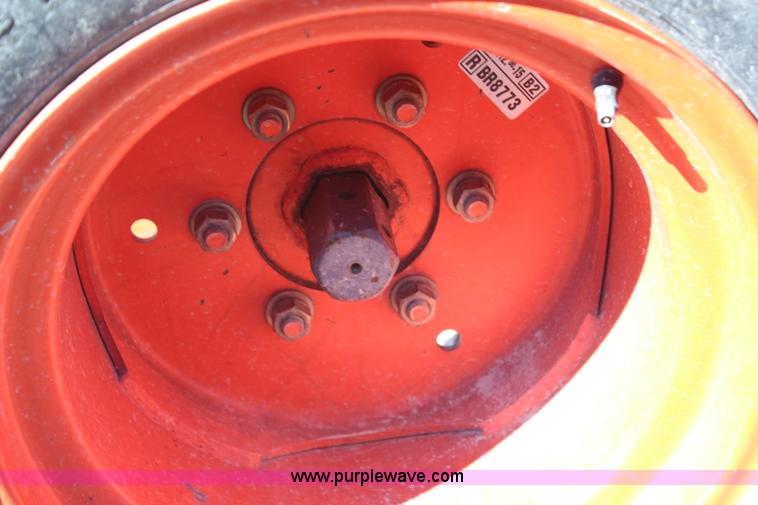 image for item I4364 Kubota B1550 tractor