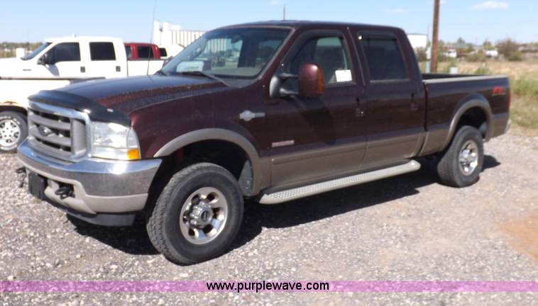 image for item I8390 2003 Ford F250 King Ranch Super Duty Crew Cab pickup truck