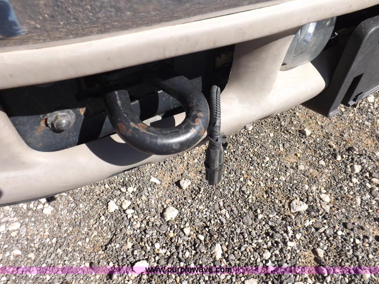 image for item I8390 2003 Ford F250 King Ranch Super Duty Crew Cab pickup truck