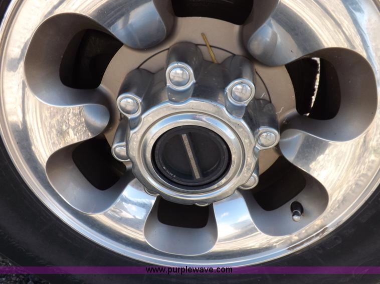 image for item I8390 2003 Ford F250 King Ranch Super Duty Crew Cab pickup truck