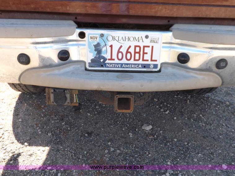 image for item I8390 2003 Ford F250 King Ranch Super Duty Crew Cab pickup truck