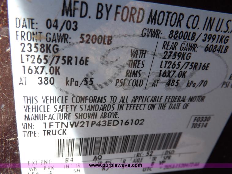 image for item I8390 2003 Ford F250 King Ranch Super Duty Crew Cab pickup truck