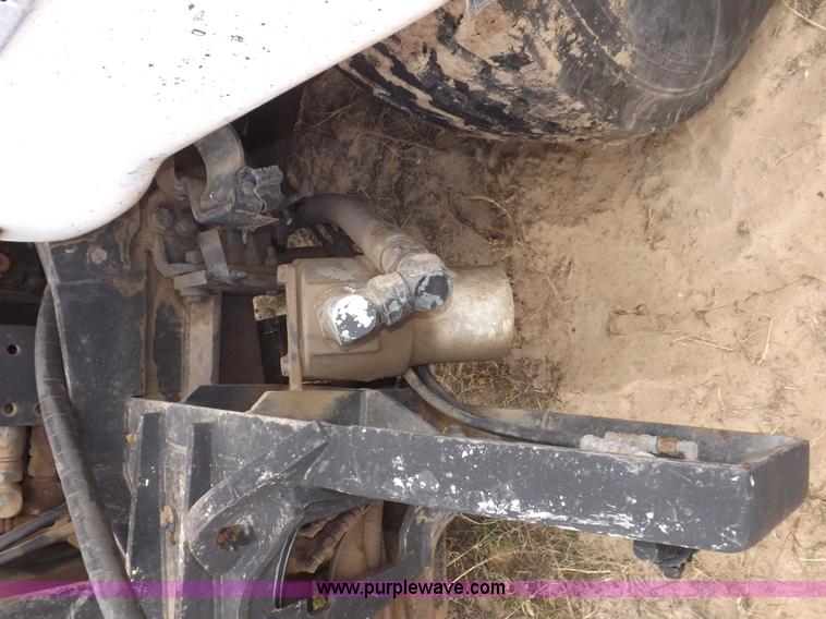 image for item I8432 1992 Ford LN8000 flatbed truck