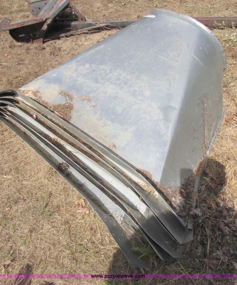 (6) culvert pipe flared end sections in Villa Ridge, MO Item AN9159