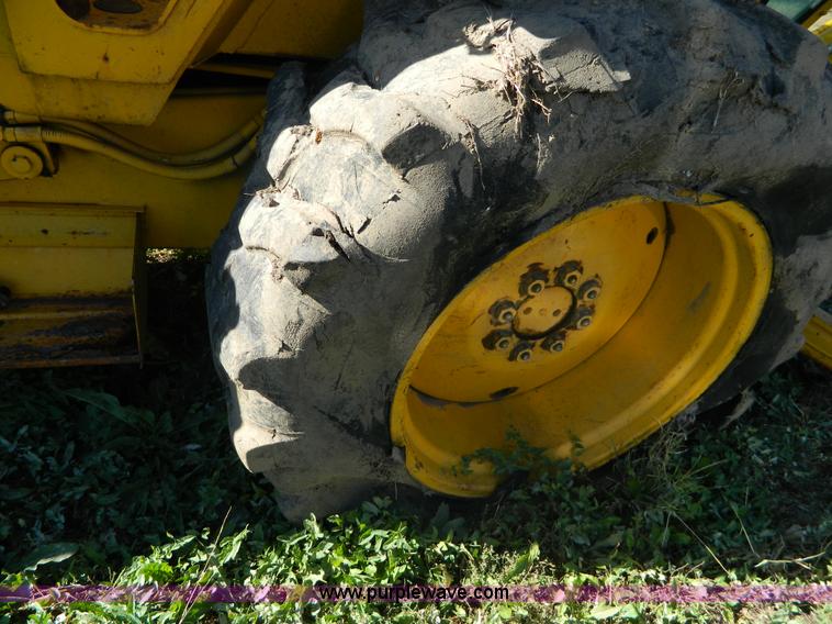 image for item AZ9113 Ford DF211F backhoe