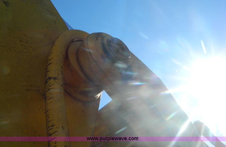 image for item AZ9113 Ford DF211F backhoe