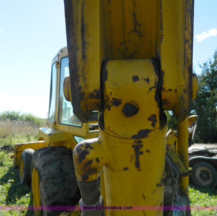 image for item AZ9113 Ford DF211F backhoe