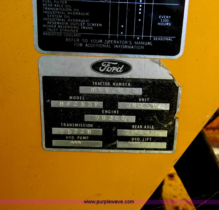 image for item AZ9113 Ford DF211F backhoe