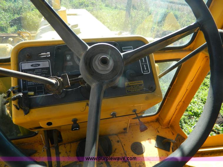 image for item AZ9113 Ford DF211F backhoe