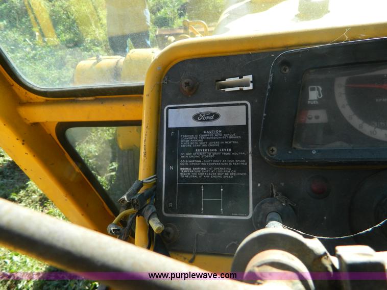 image for item AZ9113 Ford DF211F backhoe