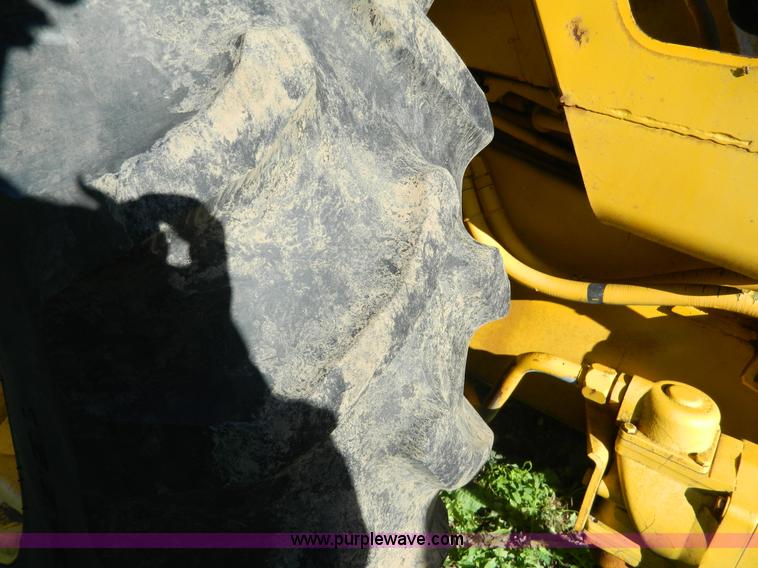 image for item AZ9113 Ford DF211F backhoe