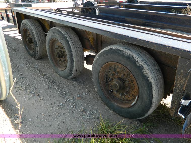 image for item AZ9156 2008 Belshe triple axle trailer