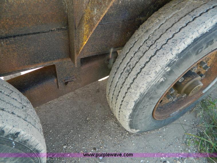 image for item AZ9156 2008 Belshe triple axle trailer