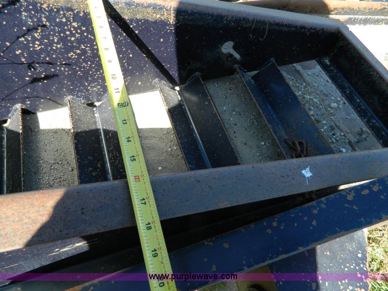 image for item AZ9156 2008 Belshe triple axle trailer