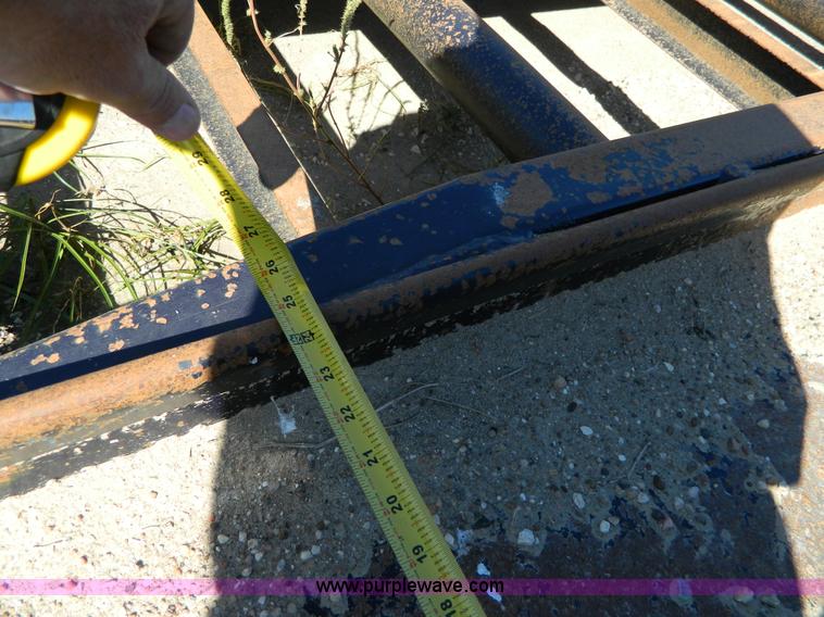 image for item AZ9156 2008 Belshe triple axle trailer