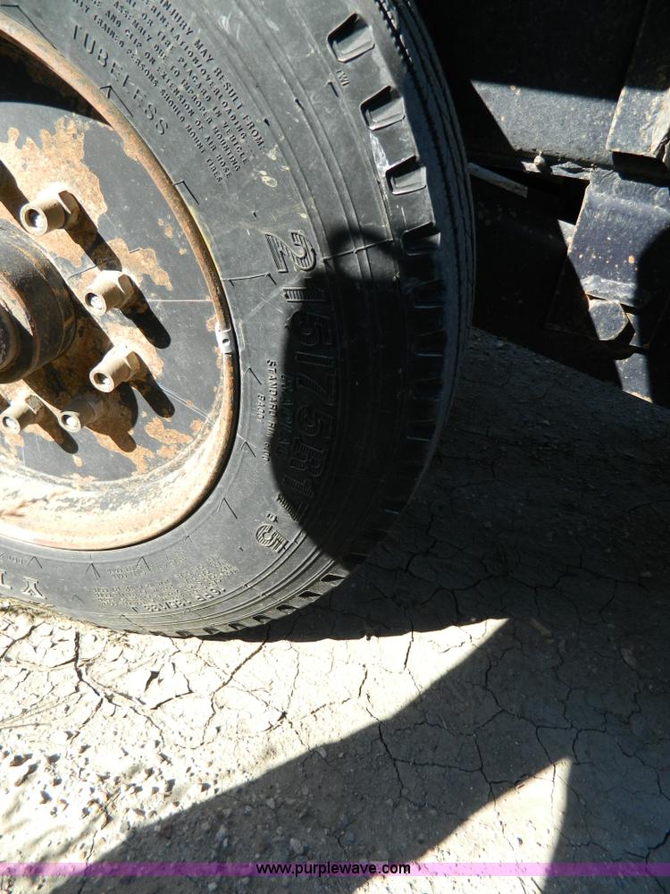 image for item AZ9157 2008 Belshe triple axle trailer