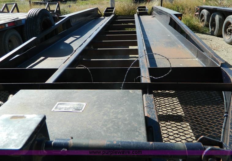 image for item AZ9157 2008 Belshe triple axle trailer