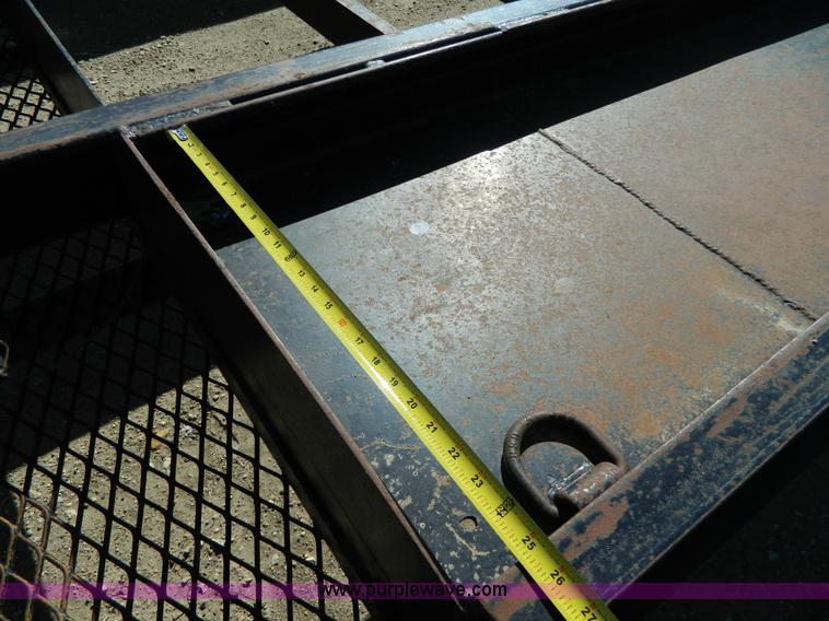 image for item AZ9157 2008 Belshe triple axle trailer