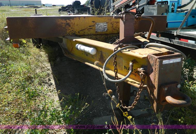 image for item AZ9158 1978 Trail King trailer