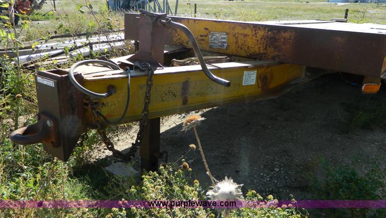 image for item AZ9158 1978 Trail King trailer