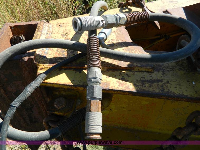 image for item AZ9158 1978 Trail King trailer