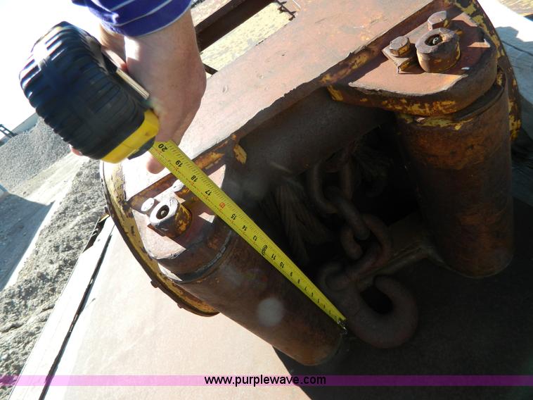 image for item AZ9159 Hyster W5B PTO winch