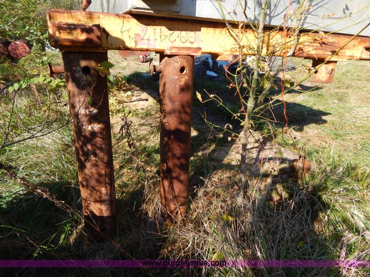 image for item B5932 Steel trench box