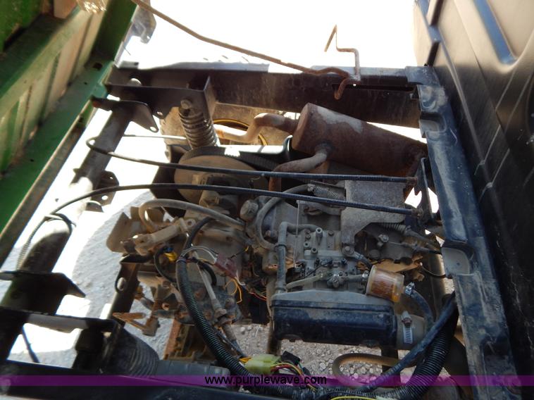 image for item B5952 2008 John Deere HPX Gator utility vehicle