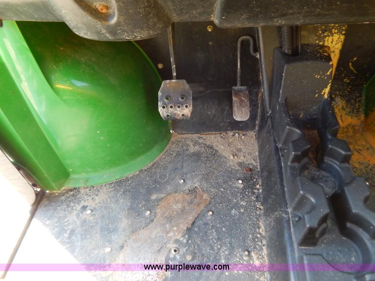 image for item B5952 2008 John Deere HPX Gator utility vehicle