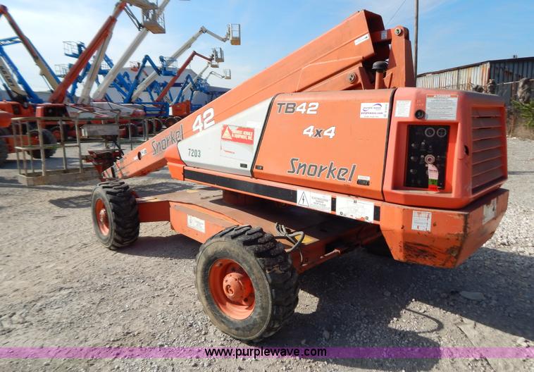 image for item B5978 2001 Snorkel TBA42RF0 boom lift