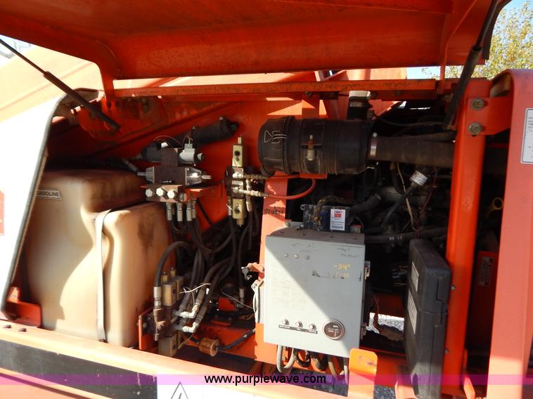 image for item B5978 2001 Snorkel TBA42RF0 boom lift