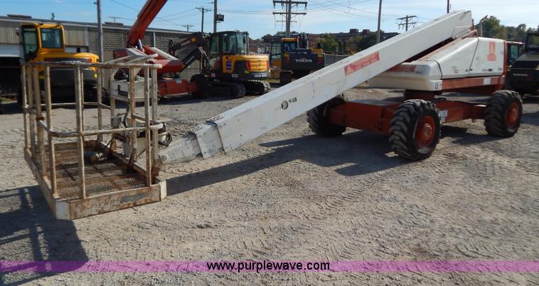 image for item B5979 2000 Snorkel TB60 boom lift