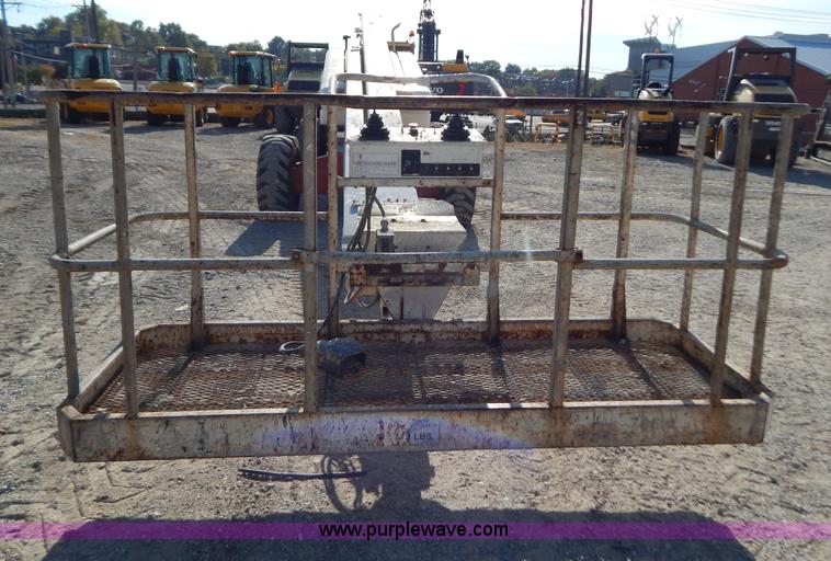 image for item B5979 2000 Snorkel TB60 boom lift