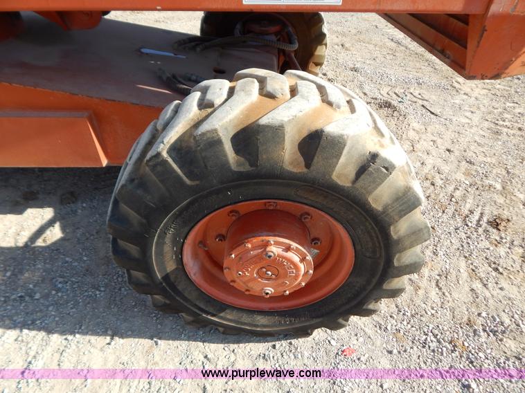 image for item B5979 2000 Snorkel TB60 boom lift