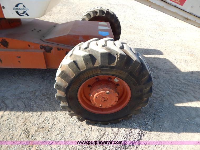 image for item B5979 2000 Snorkel TB60 boom lift