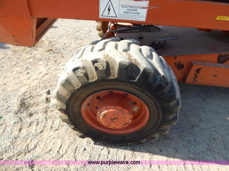 image for item B5979 2000 Snorkel TB60 boom lift