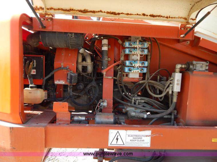 image for item B5979 2000 Snorkel TB60 boom lift