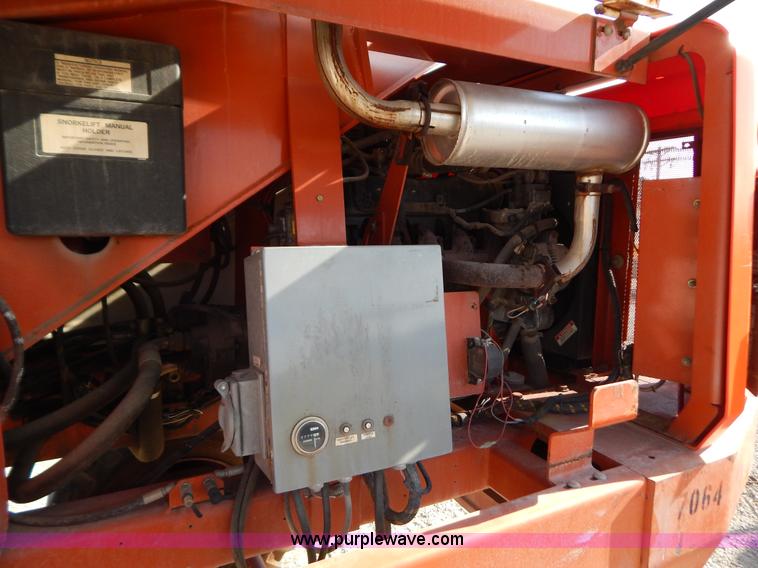 image for item B5979 2000 Snorkel TB60 boom lift