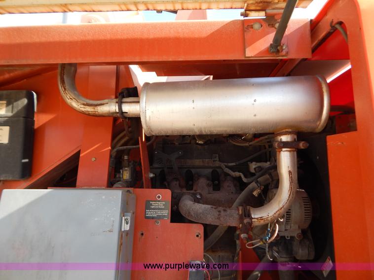 image for item B5979 2000 Snorkel TB60 boom lift