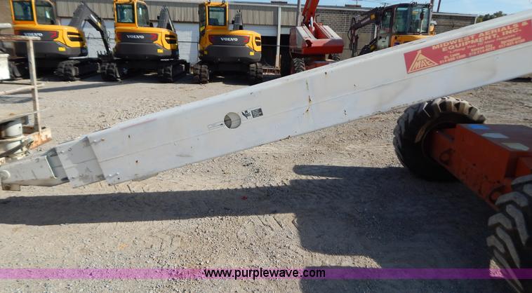 image for item B5979 2000 Snorkel TB60 boom lift