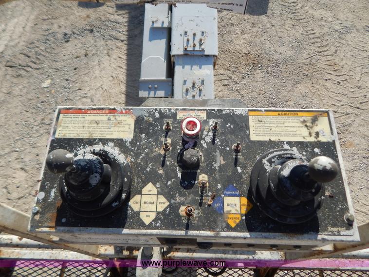 image for item B5979 2000 Snorkel TB60 boom lift