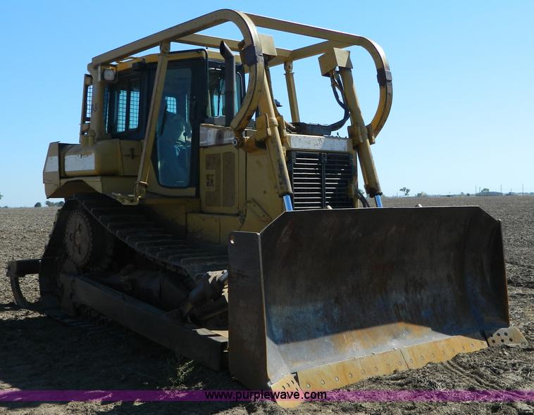 image for item D6038 1997 Caterpillar D6R dozer