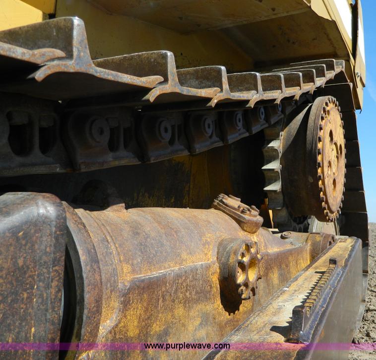 image for item D6038 1997 Caterpillar D6R dozer